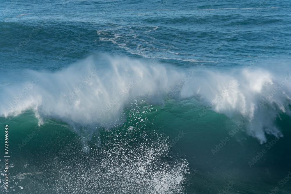 Naklejka premium big waves, portugal