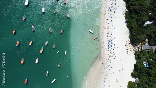 Imagens Aereas da Ilha do Campeche em Florianópolis photo