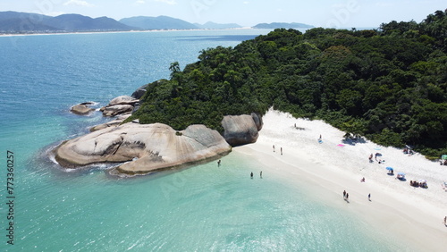 Imagens Aereas da Ilha do Campeche em Florianópolis photo