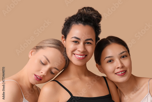 Diverse group of three youn...