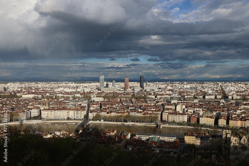 Vue d'ensemble de la ville de Lyon depuis la colline de Fourvière, ville de Lyon, département du Rhône, France