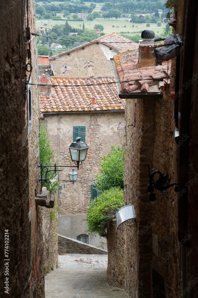 Fototapeta premium Historic buildings of Castiglion Fiorentino, Tuscany, Italy