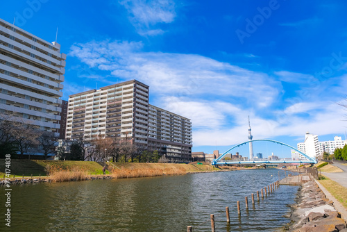 東京都 東京スカイツリーが見える旧中川とふれあい橋