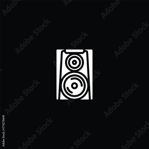 Original vector illustration. The outline icon of a large music speaker. A design element. © artmarsa