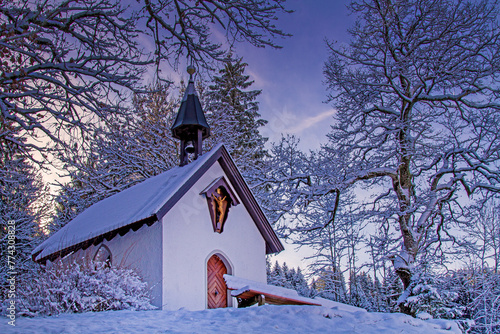 Kapelle - Burgberg - Allgäu - Kirche - Winter photo