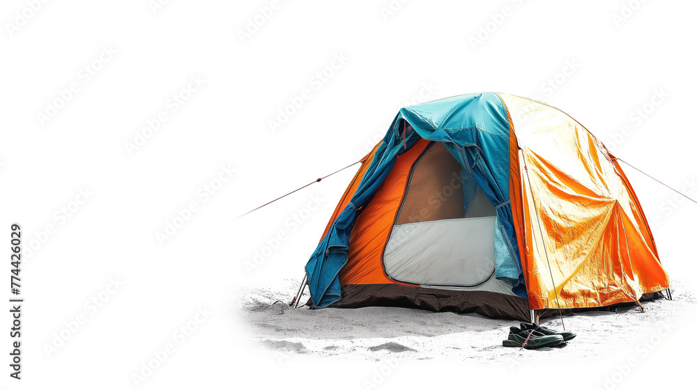 テントを張ってキャンプ