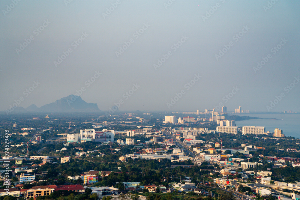 Fototapeta premium Beautiful outdoor landscape and cityscape of hua hin city in Thailand