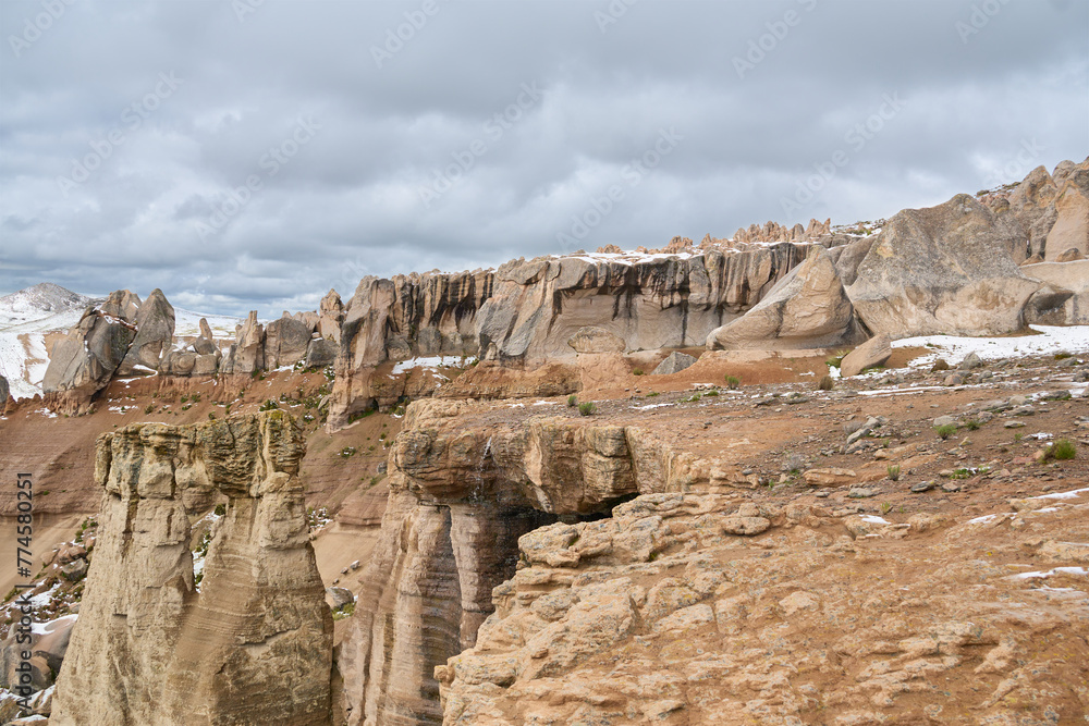 Fototapeta premium The stone forest of Choqolaqa offers one of the most incredible landscapes in the Arequipa region. It is formed by natural rock formations that were created thousands of years ago.