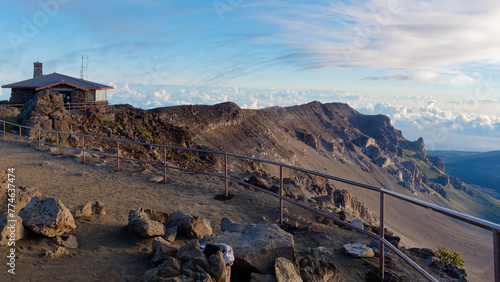 Foto View of the House of the Sun visitor center overlooking  stunning landscape odf