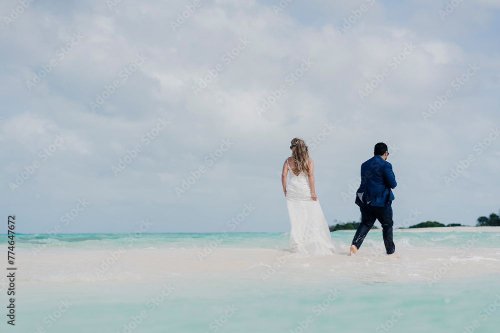 Destination wedding in the beautiful waters of the Caribbean Destination wedding in the beautiful waters of the Caribbean