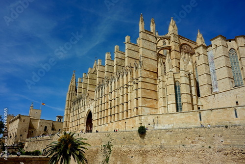 Die Kathedrale La Seu in Palma de Mallorca photo