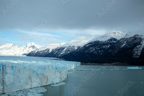 Amanecer gélido: Fotografías evocadoras desde el Calafate en Los Glaciares  © jacexplorista