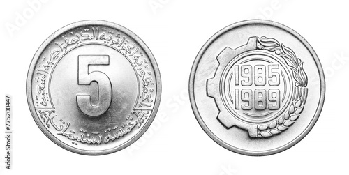 Obverse and reverse of 1985 5 centimes aluminum algerian coin isolated on white background photo