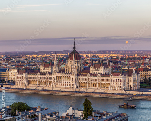 Beautiful view of the Hungarian Parliament Building in Budapest © Wirestock