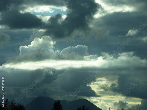 Ciel d'orage au-dessus de l'île de Skye (Ecosse)