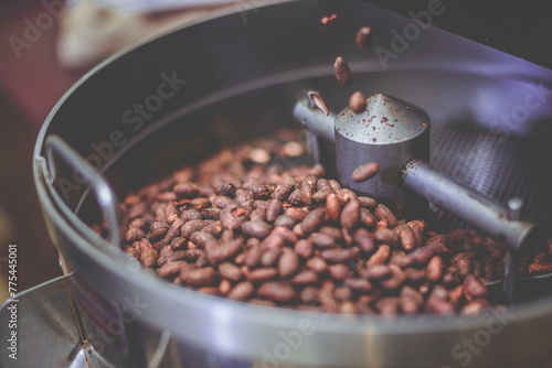 Foto cocoa roasting machine