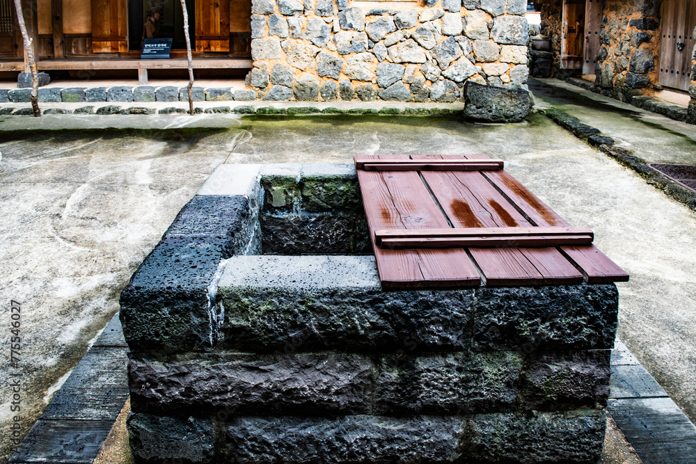 韓国・済州島の金萬徳博物館とその史跡資料とその周辺の様相 Stock Photo Adobe Stock