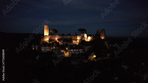 Vue sur Turenne la nuit