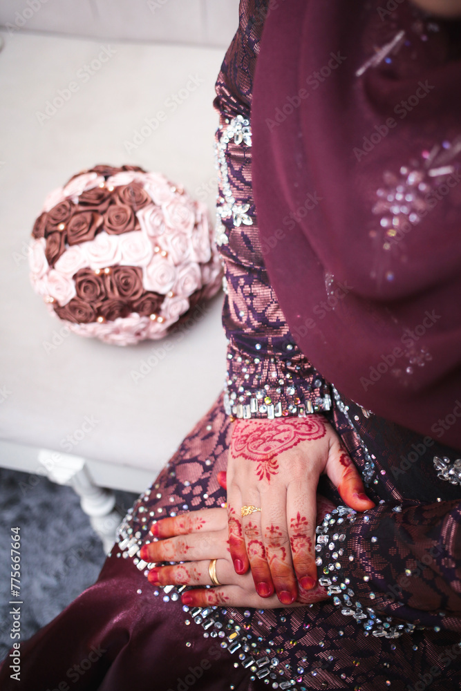 Henna wedding design. Mehndi tattoo. Bride hands with henna tattoos