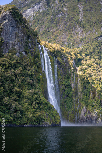 Majestic Milford Sound Overnight Cruise in New Zealand