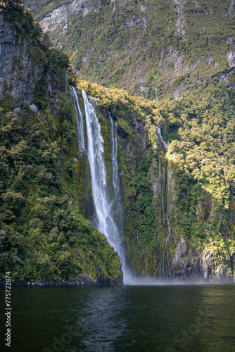 Majestic Milford Sound Overnight Cruise in New Zealand