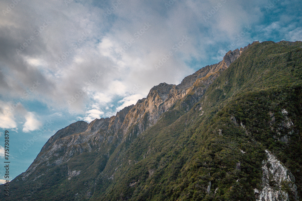 Majestic Milford Sound Overnight Cruise in New Zealand Majestic Milford Sound Overnight Cruise in New Zealand