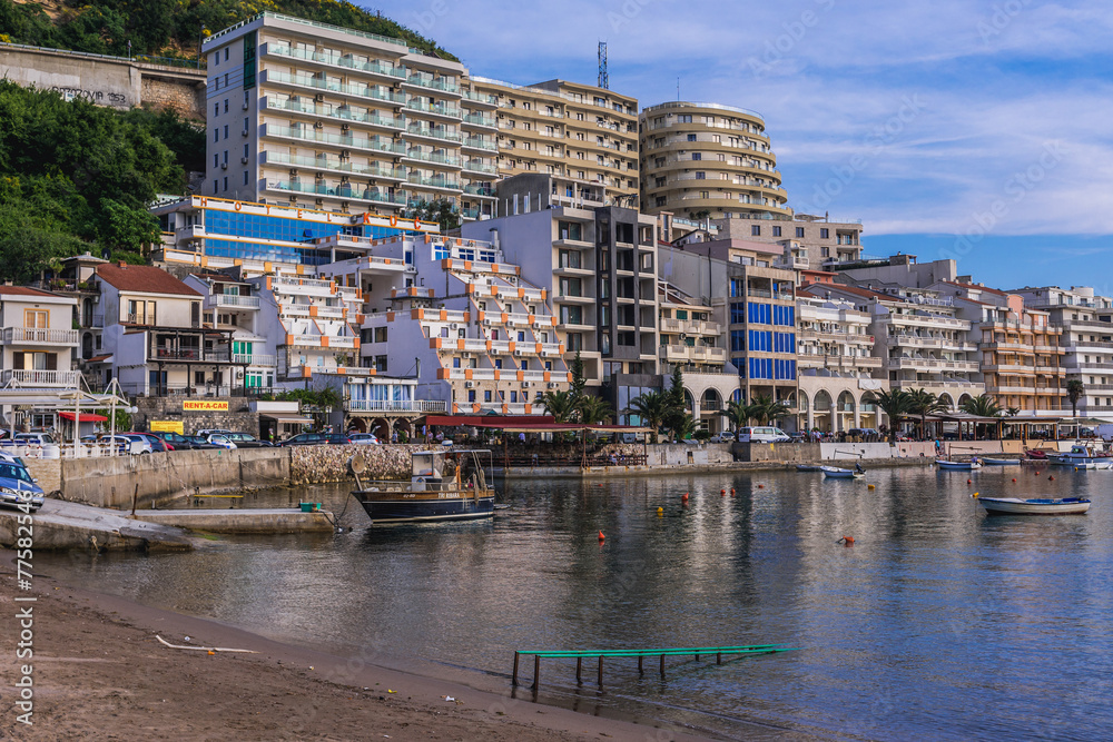 Obraz premium Seaside in Rafailovici town on the Adriatic coast, Montenegro