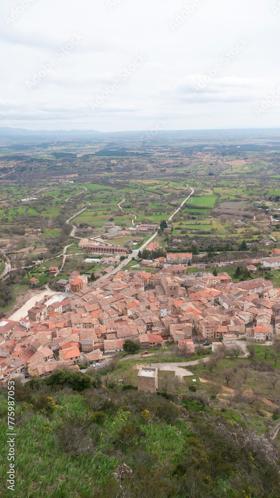 Vista elevada de pueblo de Burgos