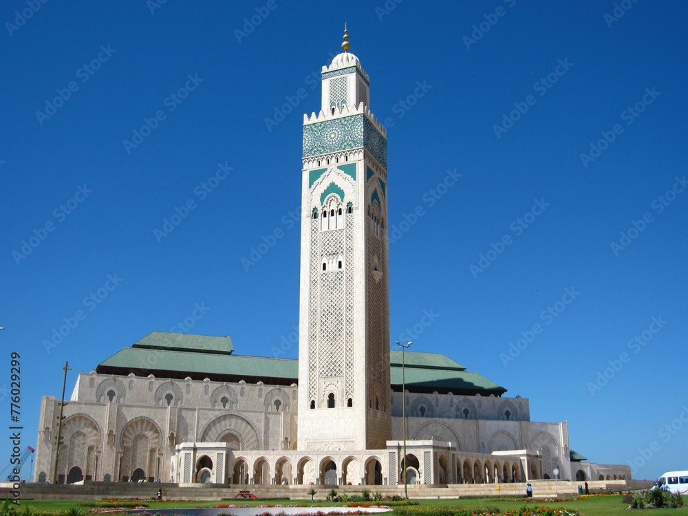 Fototapeta premium Beautiful shot of the Hassan II Mosque in Morocco