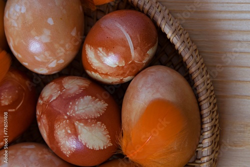 Tableau sur toile Ecologically painted Easter eggs with patterns