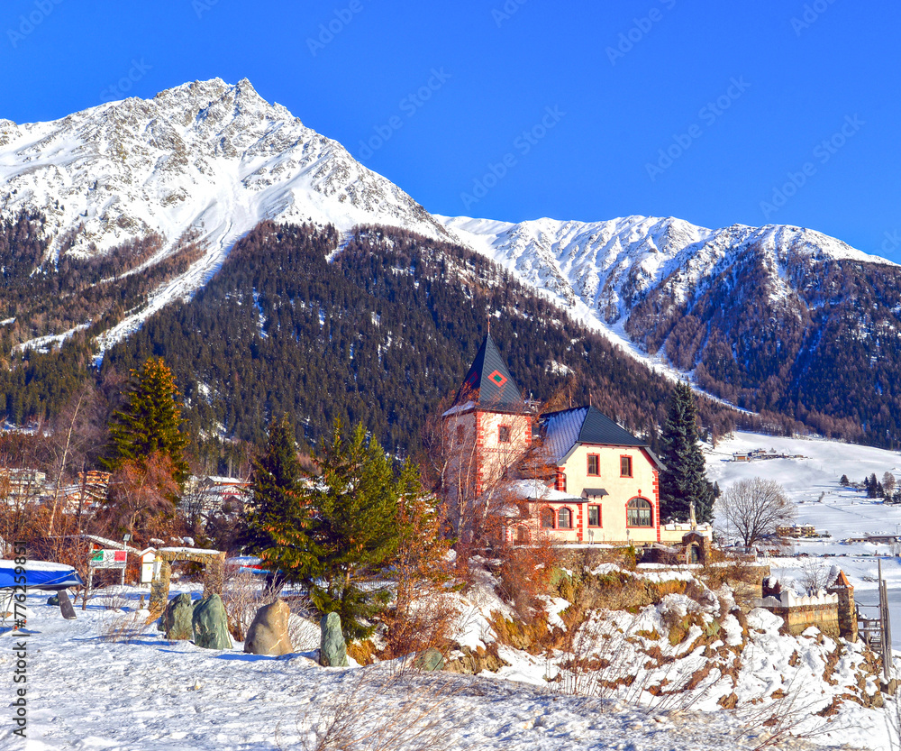 Reschen am See (Resia) Gemeinde Graun im Vinschgau (Südtirol, Italien)