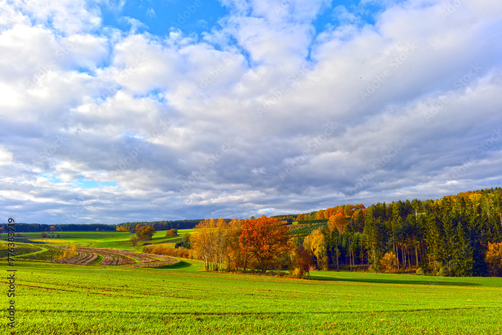 Herbststimmung im Odenwald / Landkreis Miltenberg in Bayern