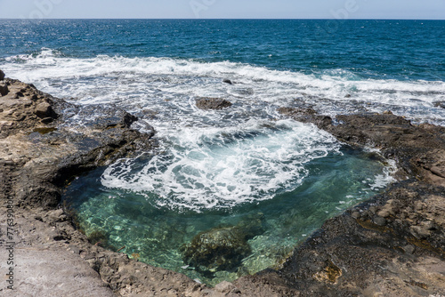 Naturschwimmbad Charco Holandés photo