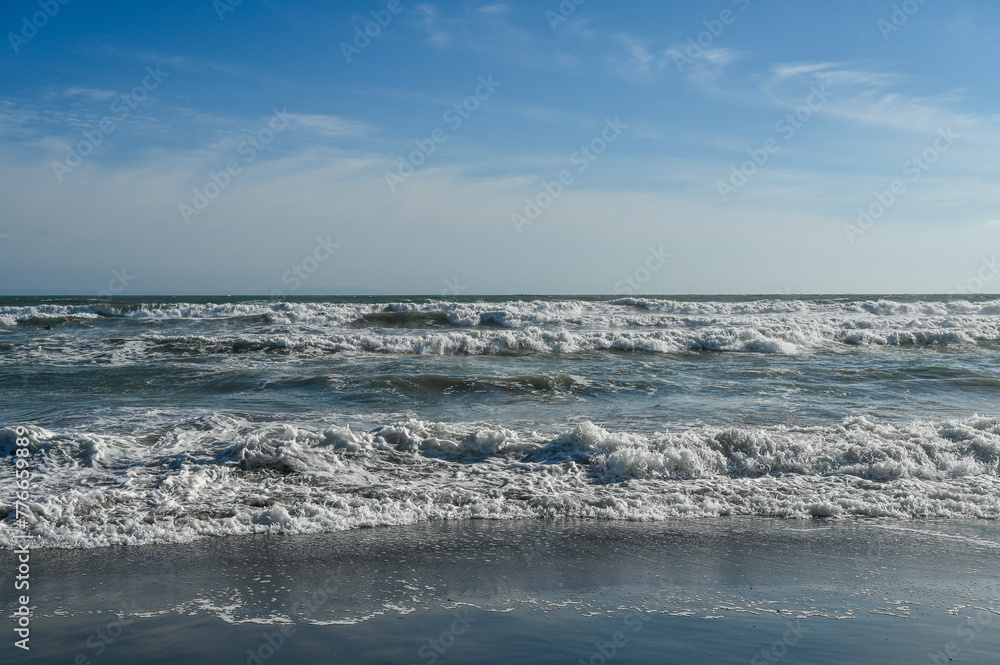 Fototapeta premium 神奈川県江ノ島と湘南の海
