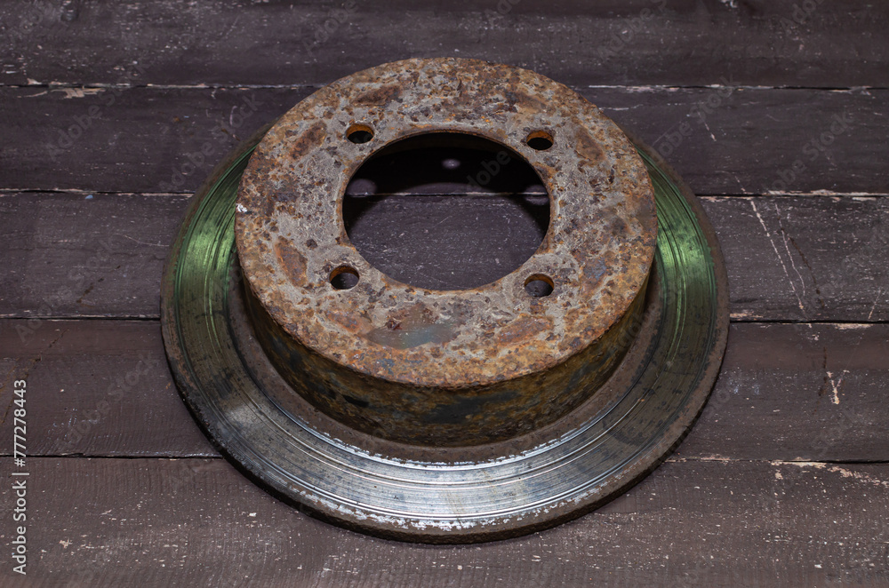 Rusty worn car brake disc