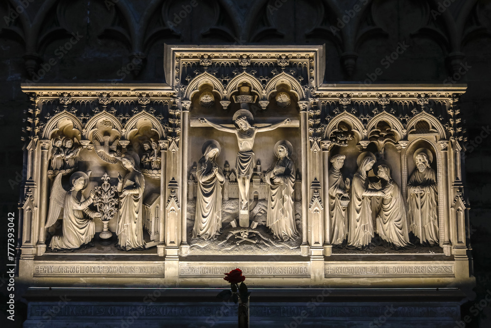 Saints Michael & Gudule cathedral, Brussels, Belgium. Jesus and Mary relief triptych