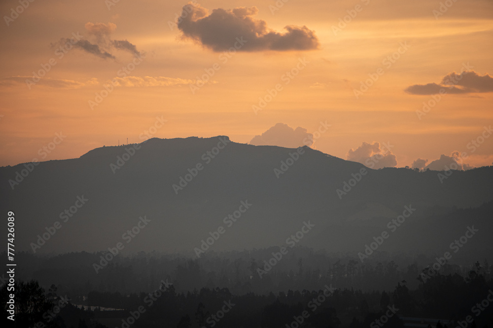 Obraz premium Sunset in the mountains