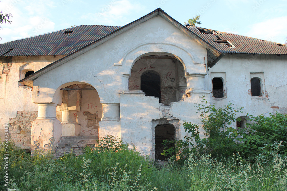 Photo, ruins of an ancient Russian house. High quality photo