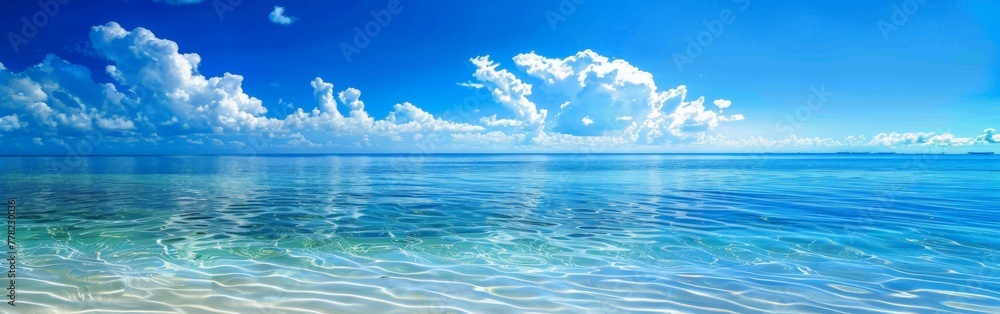 Obraz premium Ocean With Clouds in the Sky