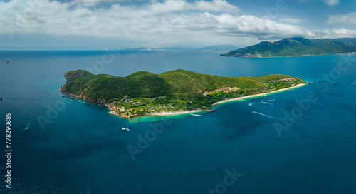 Fényképezés Hon Tam island on Nha Trang sea of Khanh Hoa province, central Vietnam