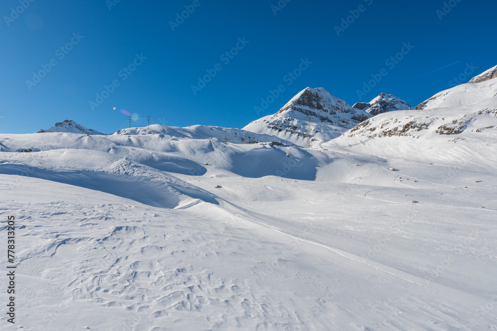 Winter hikes in Switzerland are always a good opportunity to see the beauty of the snowy mountains Winter hikes in Switzerland are always a good opportunity to see the beauty of the snowy mountains