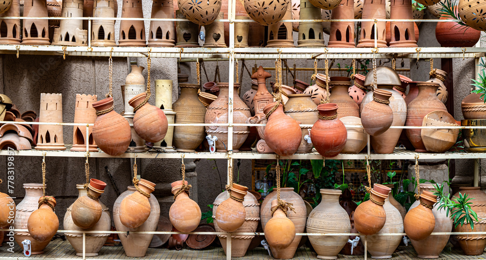 Traditional pottery on Nizwa Souq, Oman - obrazy, fototapety, plakaty 