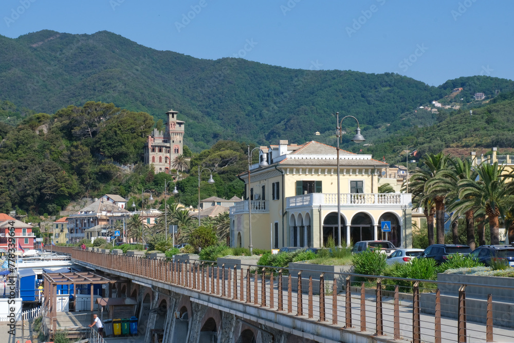 La cittadina di Moneglia in provincia di Genova, Liguria, Italia.