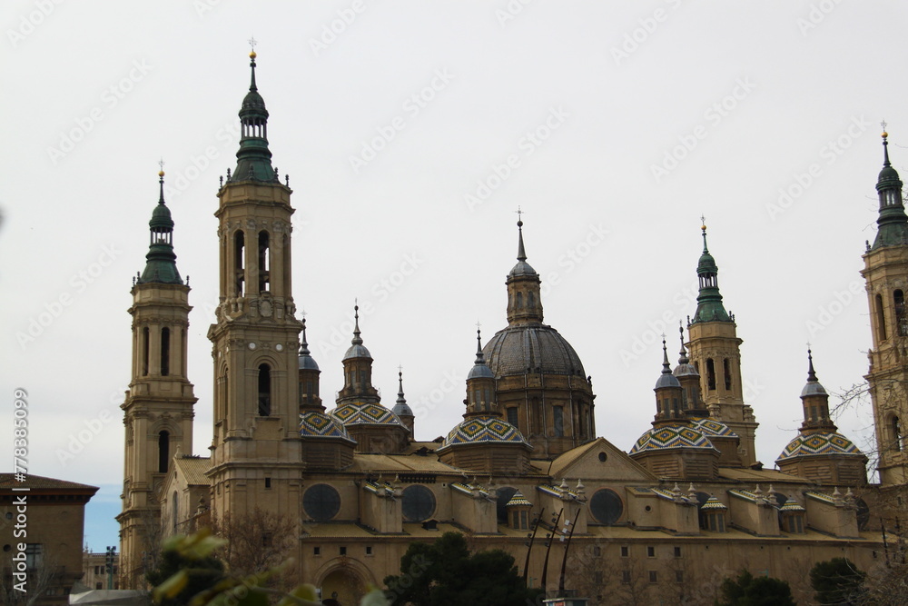 basilica del pilar basilica del pilar