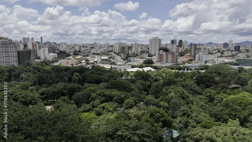 Drone ascends over Américo Renné Gianetti City Park in Belo Horizonte Drone ascends over Américo Renné Gianetti City Park in Belo Horizonte