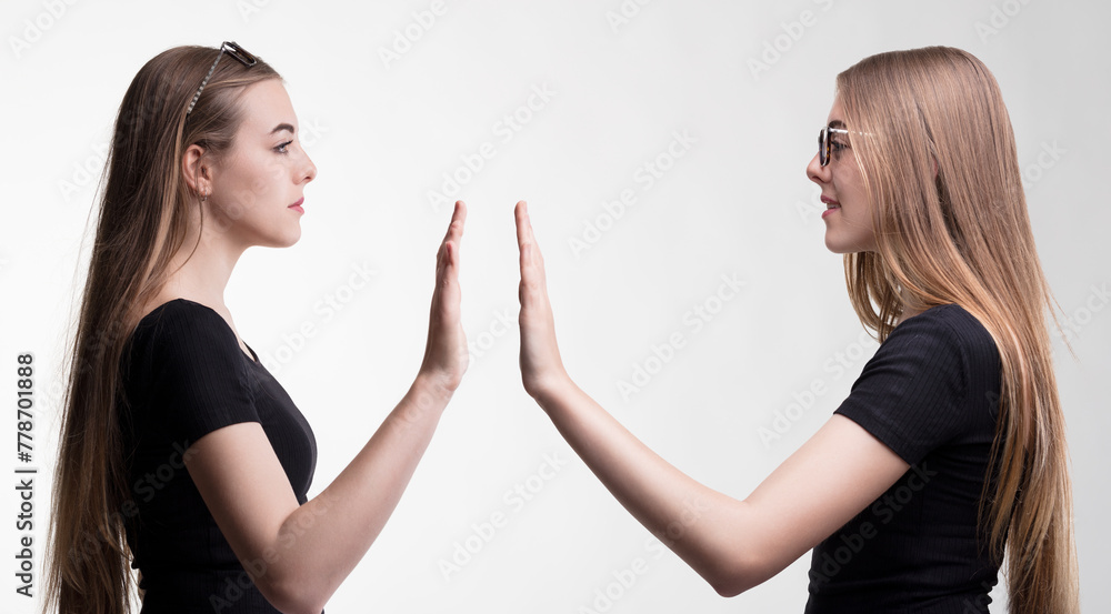 High-five unites twins in shared success High-five unites twins in shared success