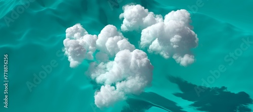 海にかかる雲 photo