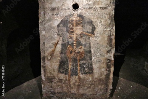 Obraz na płótnie Napoli - Affresco di un giudice nelle Catacombe di San Gaudioso w salonie