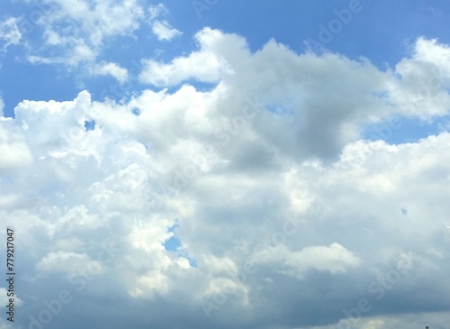 Fototapeta Naklejka Na Ścianę i Meble -  bright sky and clouds background