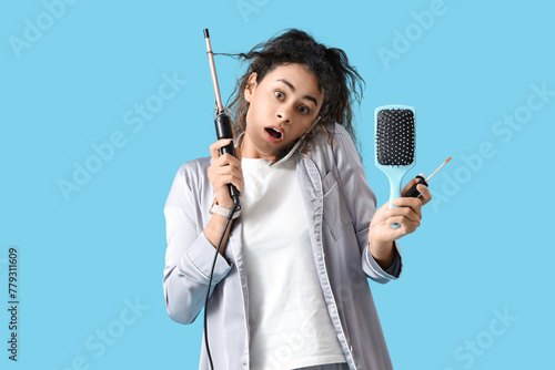 Hurrying African-American w...